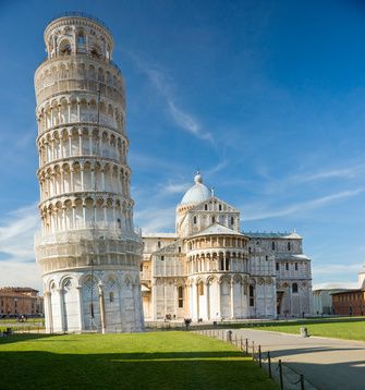 Der schiefe Turm von Pisa in Italien